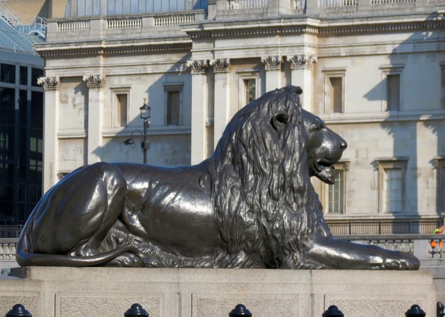 Landseer's Lion in Trafalgar Square. Source and ©: http://www.speel.me.uk